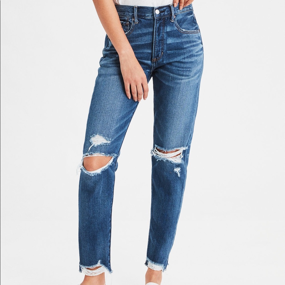 American Eagle High-Waisted Girlfriend Jean